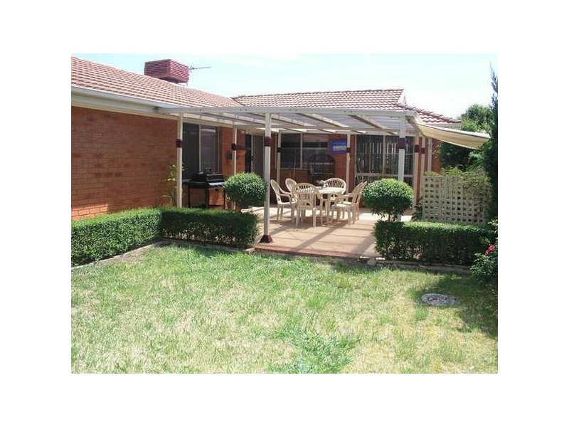 36 Cobblestone Avenue, Narre Warren South VIC 3805