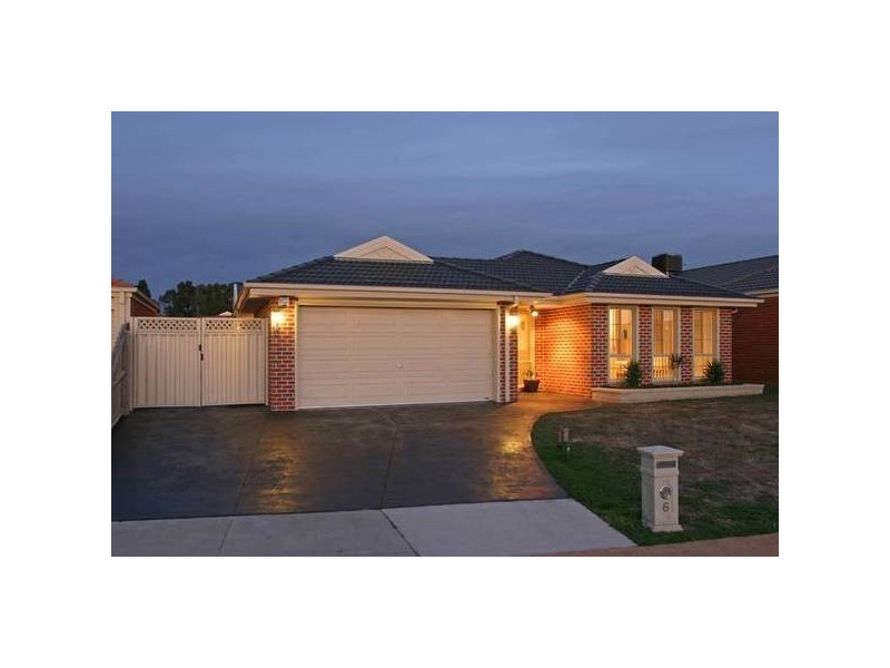 6 Jude Place, Narre Warren South VIC 3805