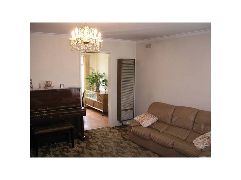 18 Summerlea Road, Narre Warren VIC 3805