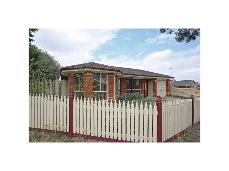 1/49 Lakeview Drive, Narre Warren South VIC 3805