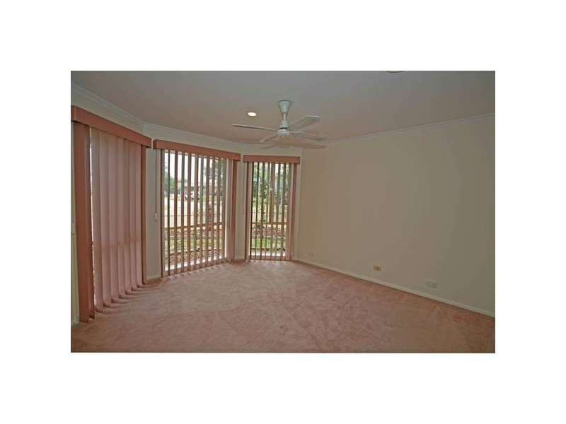 1/49 Lakeview Drive, Narre Warren South VIC 3805