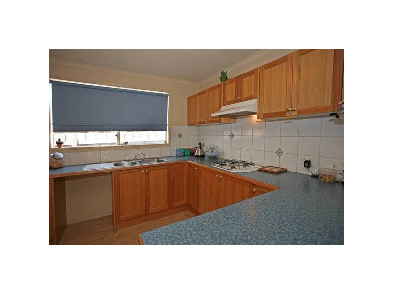 85 Laura Drive, Hampton Park VIC 3976