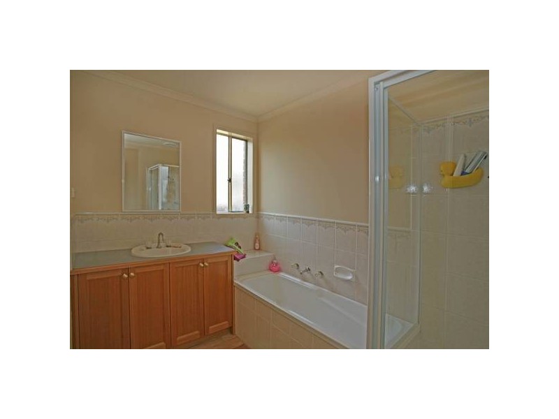 85 Laura Drive, Hampton Park VIC 3976