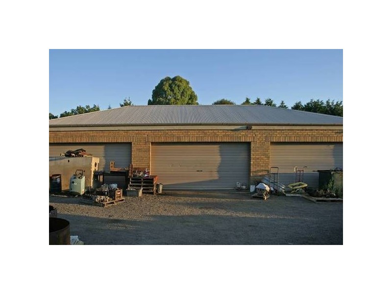 390 Pound Road, Narre Warren South VIC 3805