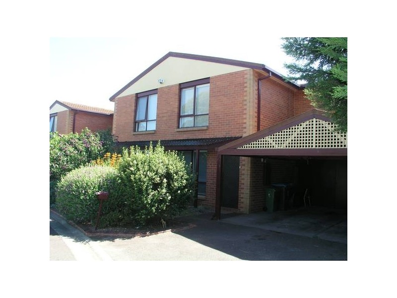 5 Warren Close, Narre Warren VIC 3805