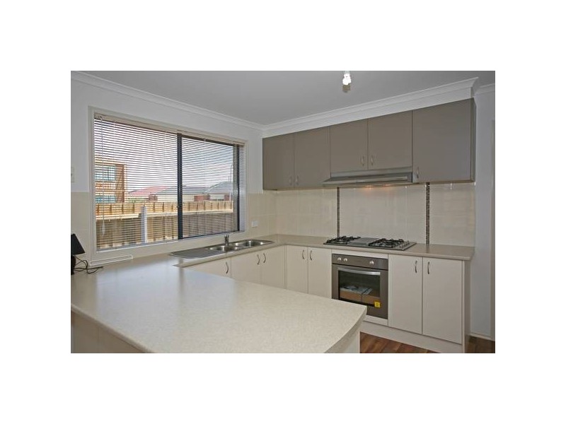 34 Filmer Crescent, Narre Warren South VIC 3805