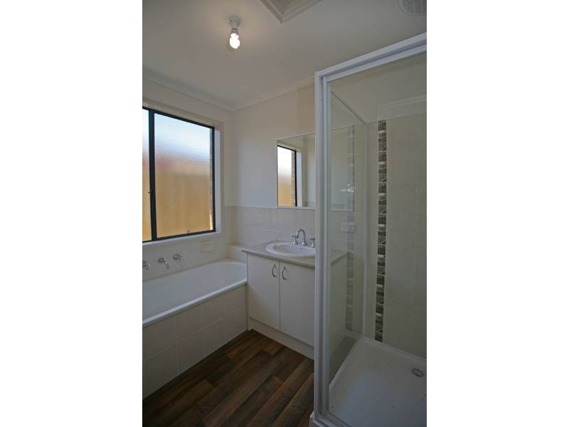 34 Filmer Crescent, Narre Warren South VIC 3805