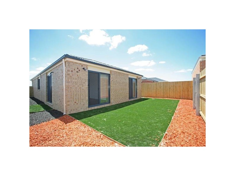 34 Filmer Crescent, Narre Warren South VIC 3805