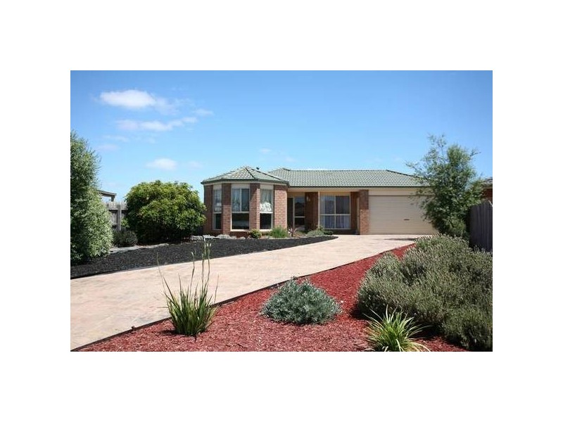 17 Norman Place, Narre Warren VIC 3805