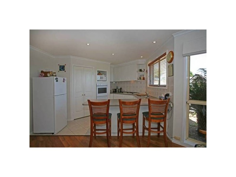 17 Norman Place, Narre Warren VIC 3805