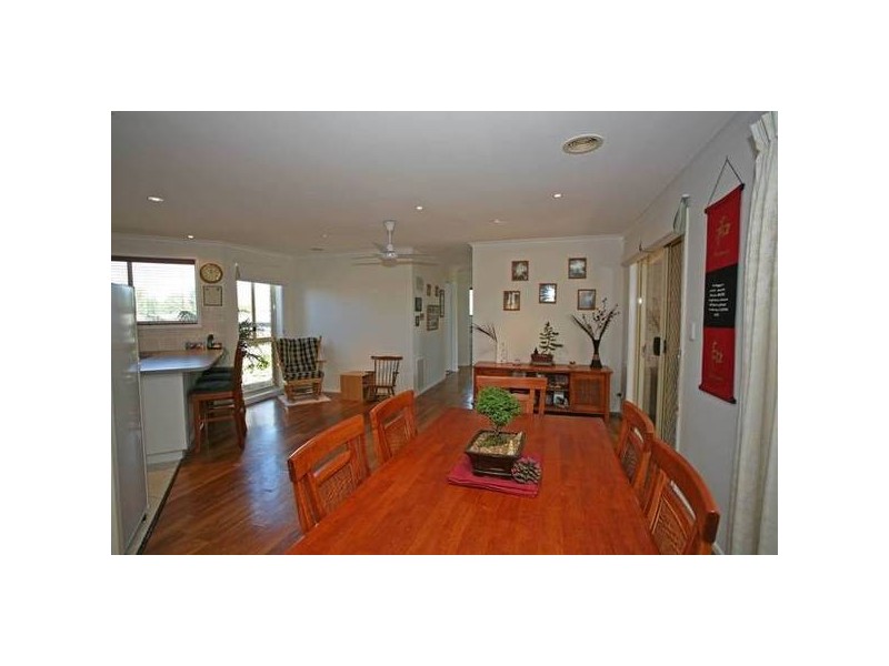 17 Norman Place, Narre Warren VIC 3805