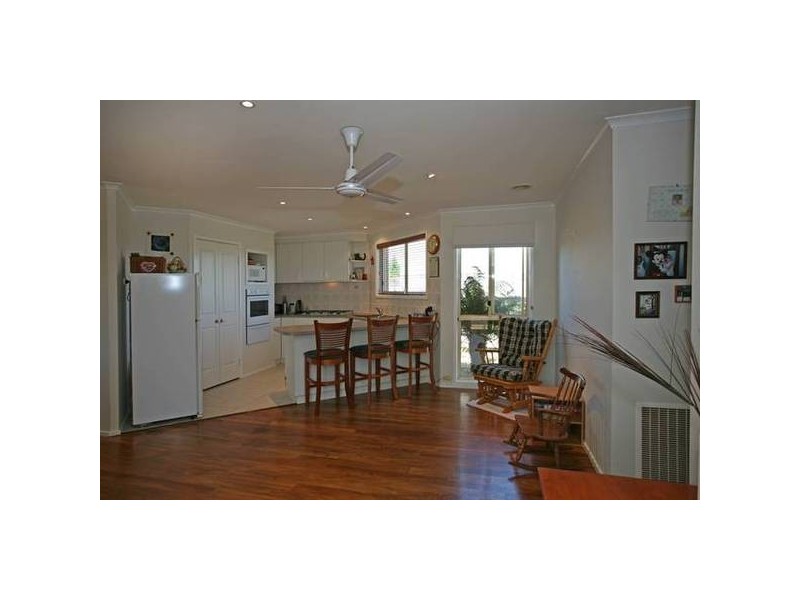 17 Norman Place, Narre Warren VIC 3805