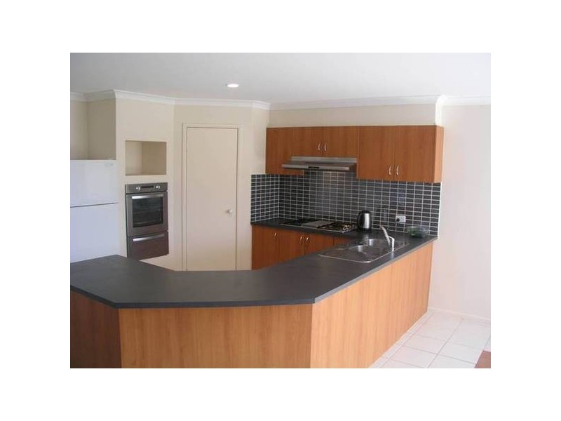 6 Blandford Crescent, Narre Warren South VIC 3805