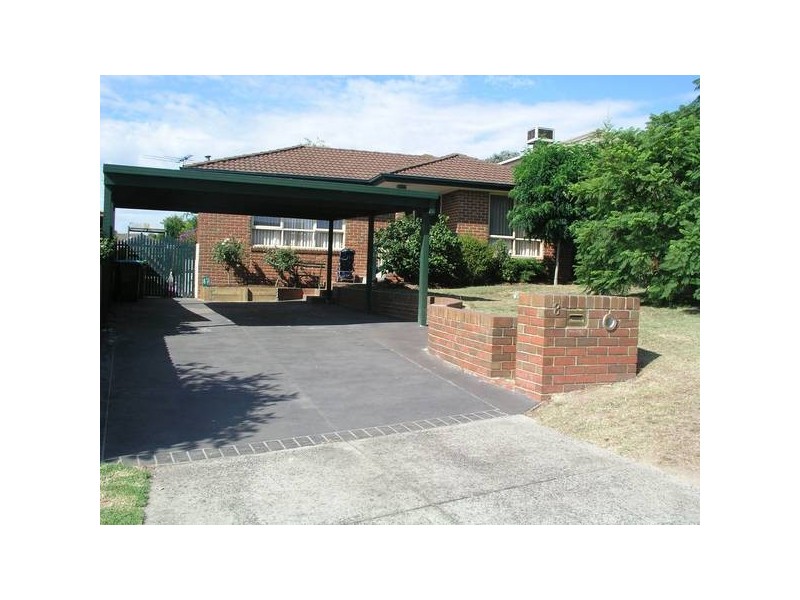 8 Poorinda Rise, Narre Warren VIC 3805