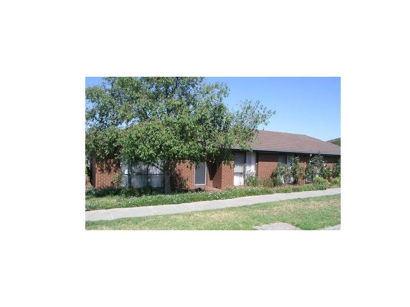 41 Michelle Drive, Hampton Park VIC 3976