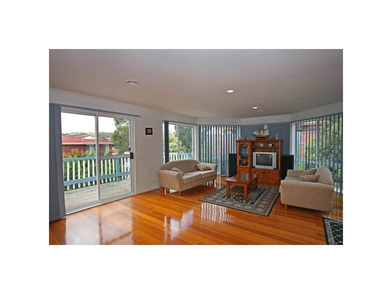 24 Shinners Avenue, Narre Warren VIC 3805