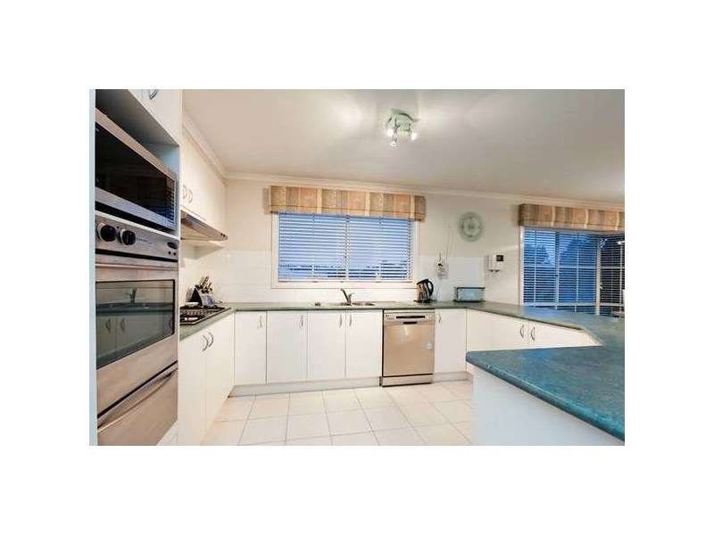 1 Cherry Tree Lane, Narre Warren VIC 3805