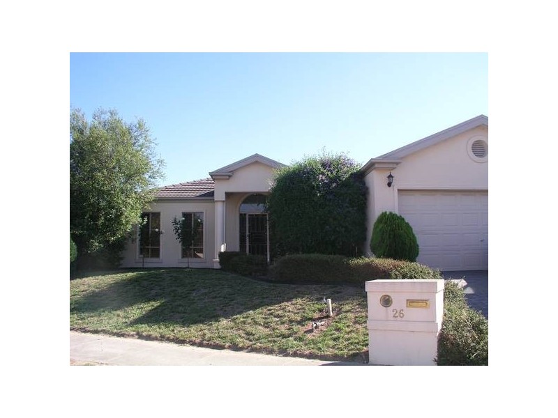 26 Scarborough Drive, Narre Warren South VIC 3805