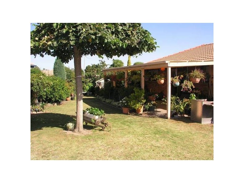 3 Greenacre Crescent, Narre Warren VIC 3805