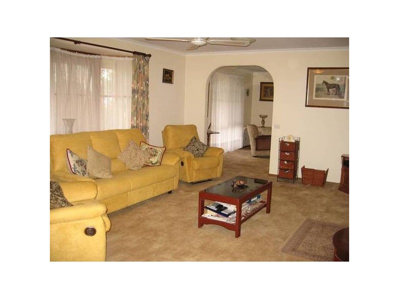 12 Rosemont Drive, Narre Warren VIC 3805