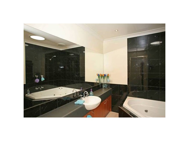 21 The Strand, Narre Warren South VIC 3805