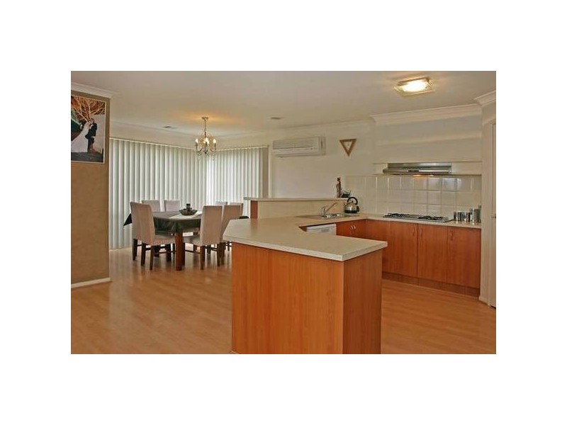 22 Norwegian Way, Narre Warren South VIC 3805