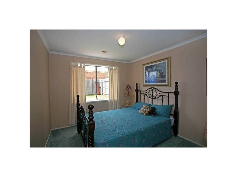 10 McCartney Drive, Narre Warren South VIC 3805