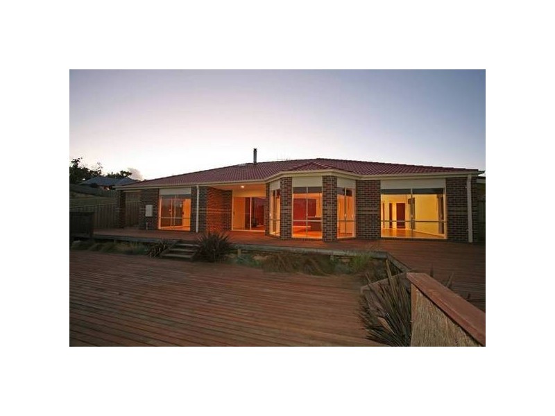 81 O’Neil Road, Beaconsfield VIC 3807