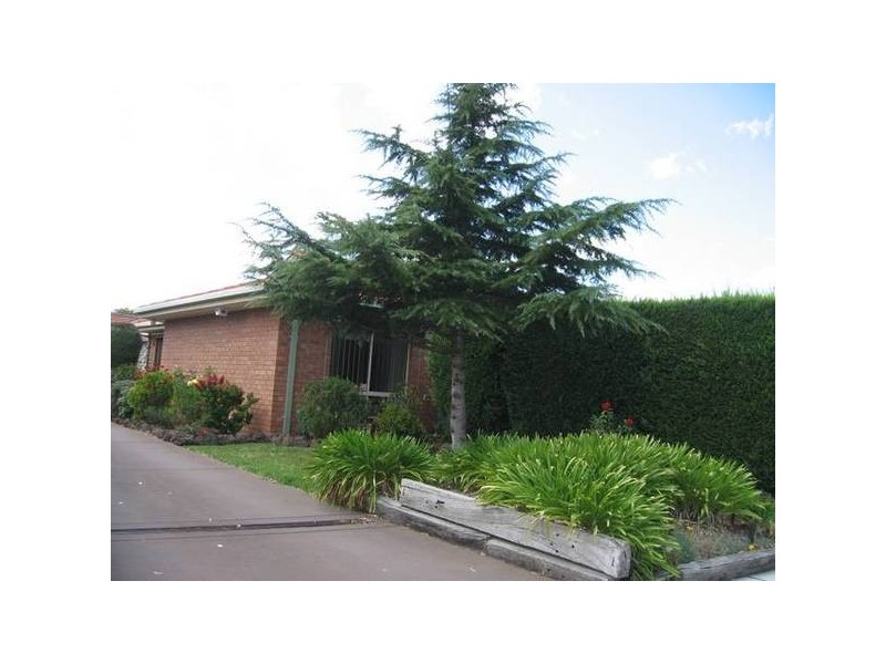 1/4 Western Way, Narre Warren VIC 3805