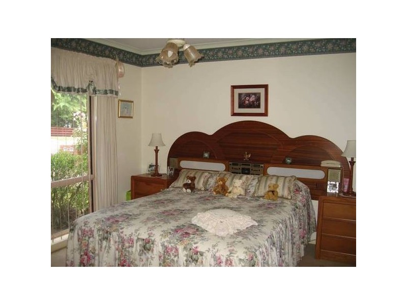 1/4 Western Way, Narre Warren VIC 3805