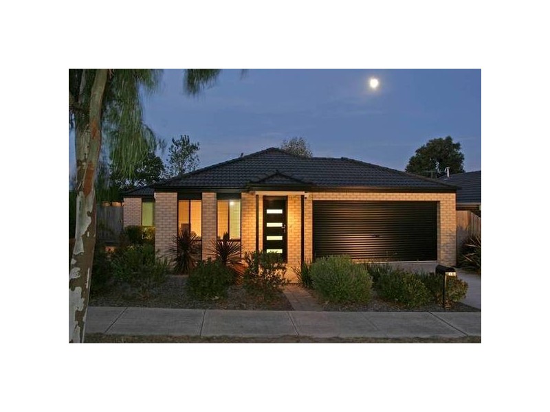 41 Tralee Circuit, Narre Warren VIC 3805