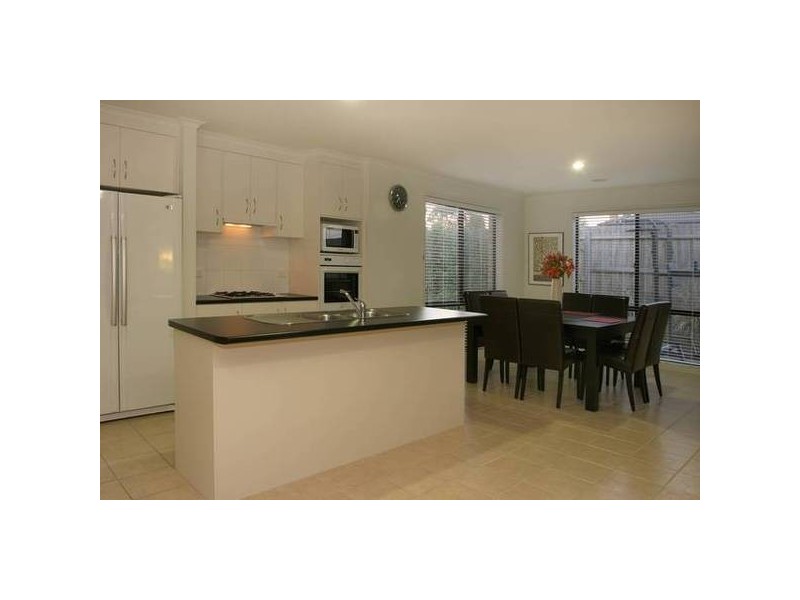 41 Tralee Circuit, Narre Warren VIC 3805