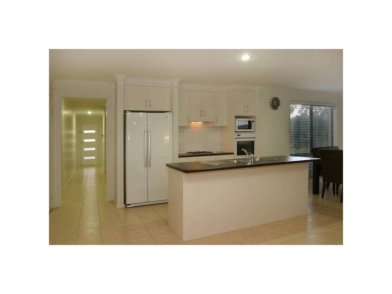 41 Tralee Circuit, Narre Warren VIC 3805