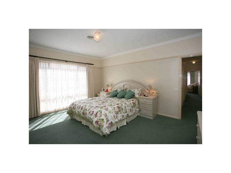 16 Hopwood Court, Narre Warren South VIC 3805