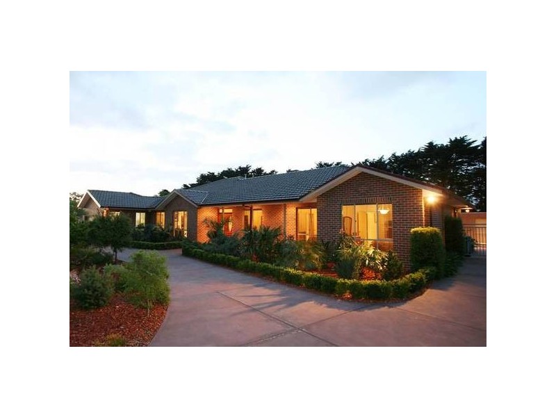 5 Galloway Drive, Narre Warren South VIC 3805