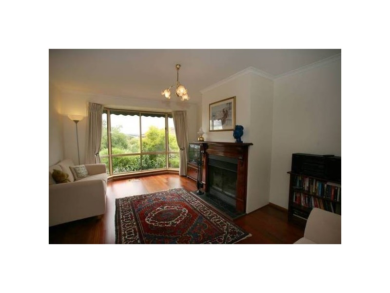9 Henlow Rise, Hallam VIC 3803