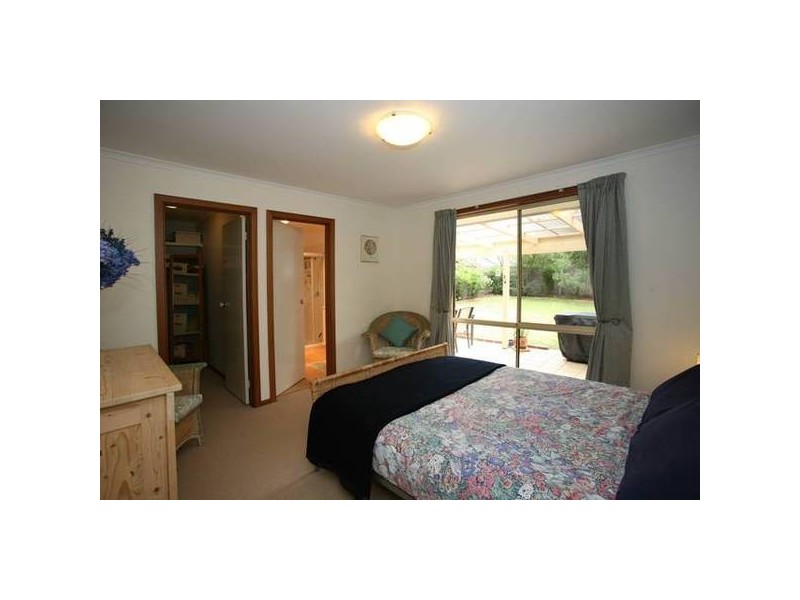 9 Henlow Rise, Hallam VIC 3803