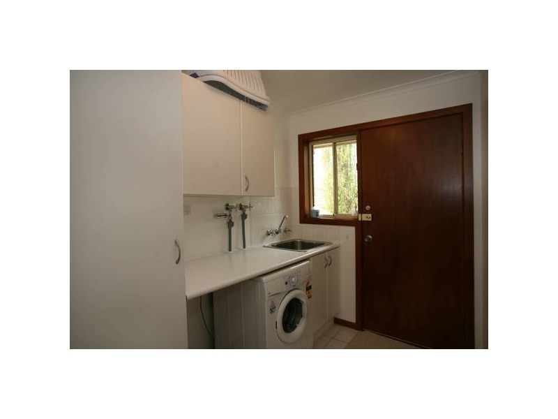 9 Henlow Rise, Hallam VIC 3803