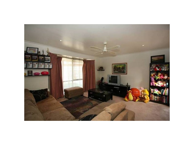 21 Leonie Court, Narre Warren VIC 3805