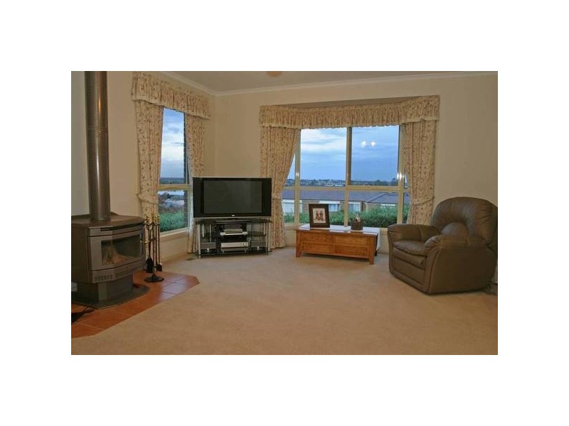 1 The Elms, Narre Warren VIC 3805