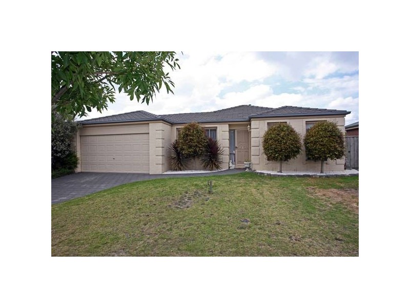 10 McCartney Drive, Narre Warren South VIC 3805