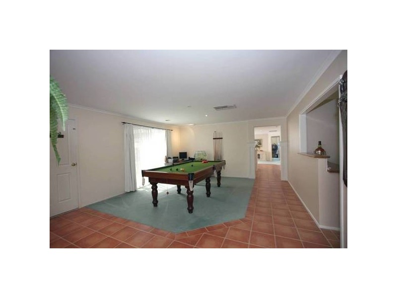 10 McCartney Drive, Narre Warren South VIC 3805