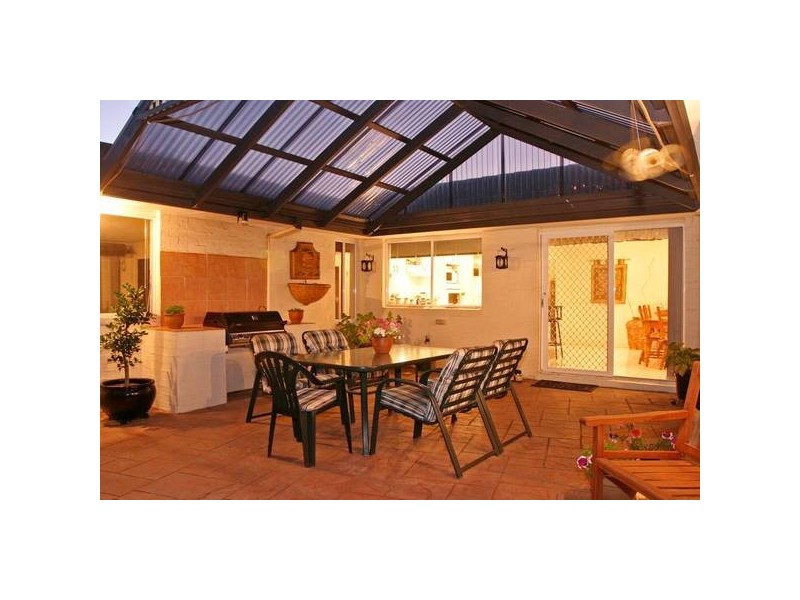 61 Melville Park Drive, Berwick VIC 3806