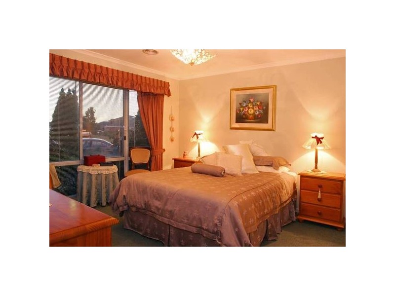 61 Melville Park Drive, Berwick VIC 3806