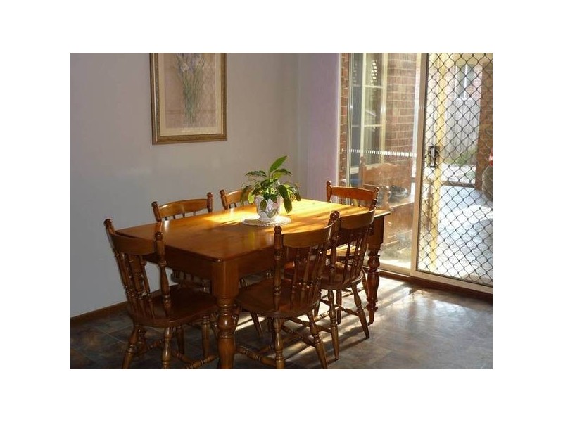 9 Nullica Court, Berwick VIC 3806