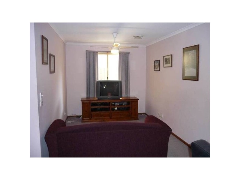 9 Nullica Court, Berwick VIC 3806