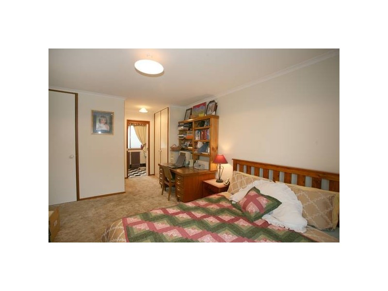 5 Prairie Court, Narre Warren VIC 3805