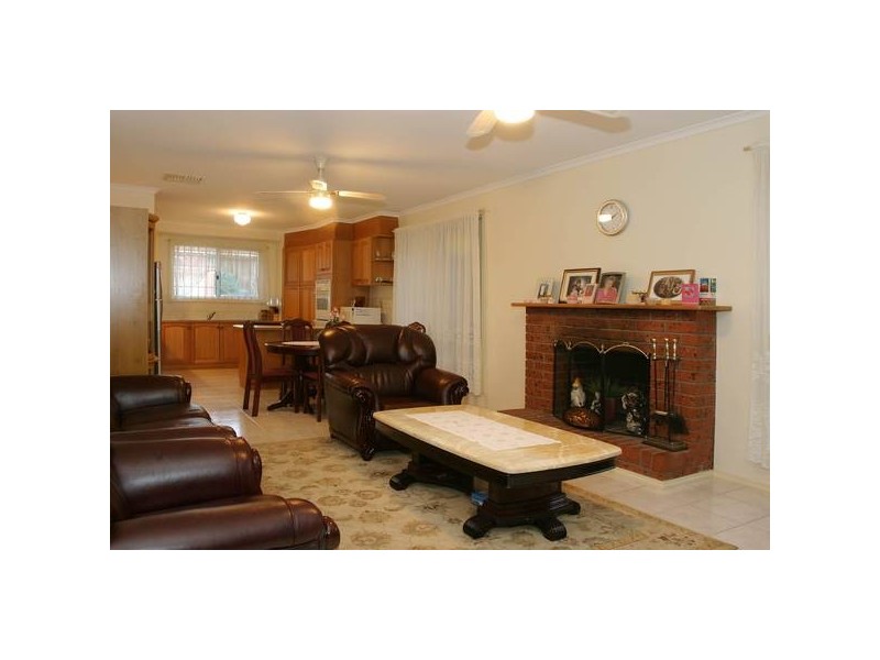 24 Ingleton Court, Narre Warren VIC 3805