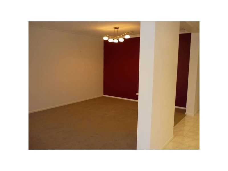 27 Napier Way, Narre Warren South VIC 3805