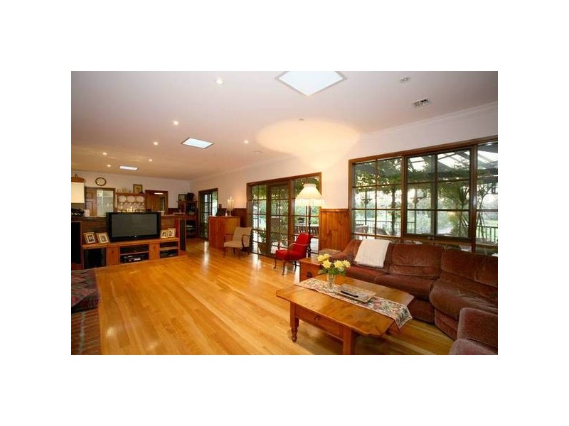 4 Renda Court, Narre Warren North VIC 3804